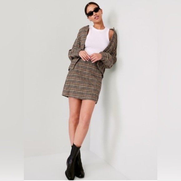 Old Navy Bomber Jacket Size L - Picture 4 of 11